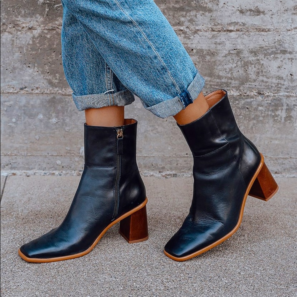 Alohas West Black Vintage Square toe boot-worn twice